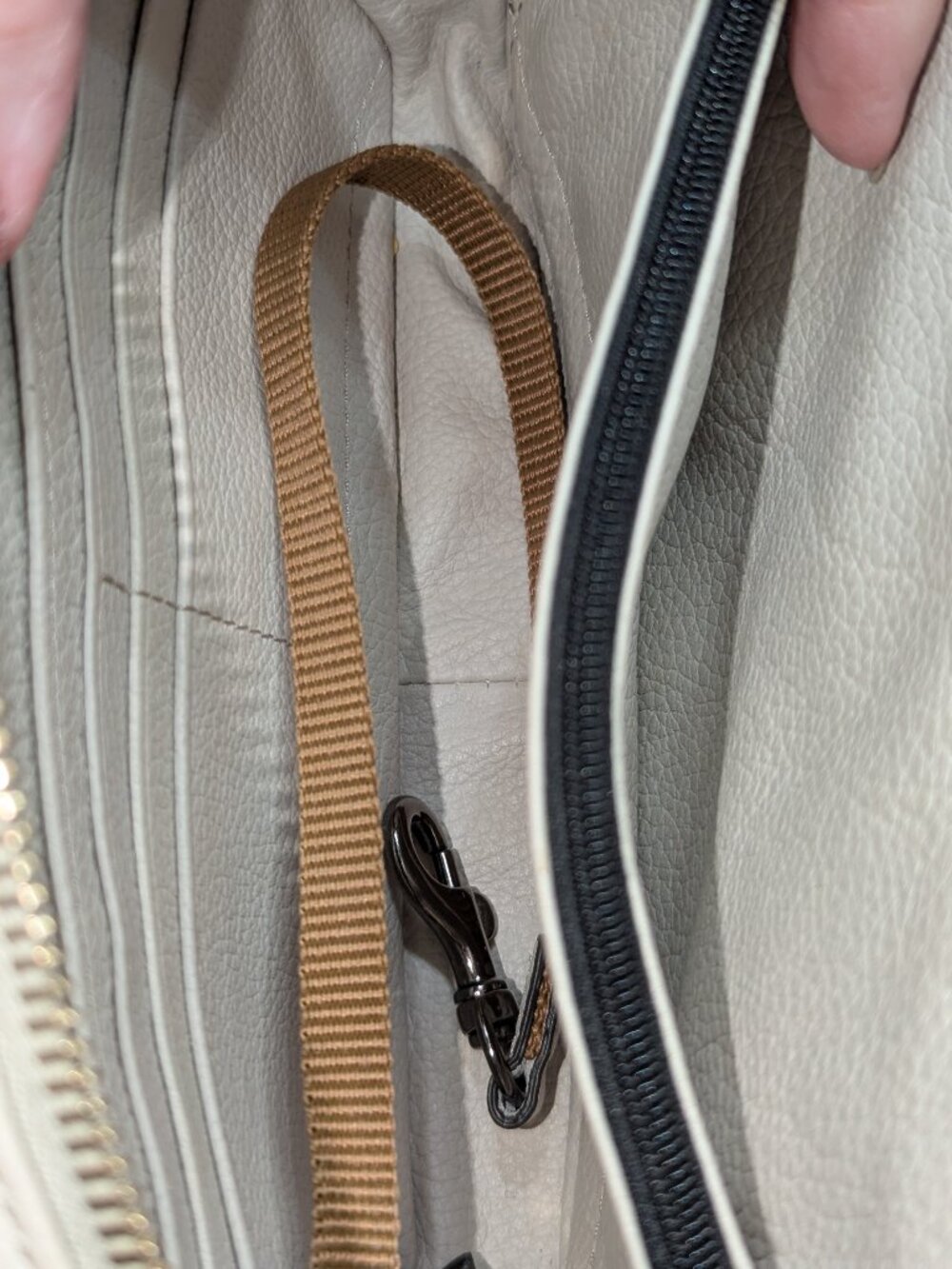 Dooney & Bourke 3-way, double zip bag. EUC! - Picture 6 of 9